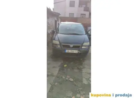 Fiat Ulysse 2003. godište/7 sedišta -havarisan u voznom stanju! - 7/10