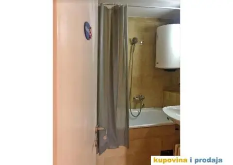 Prostran i svetao stan nadomak Dunavskog keja i starog Merkatora - 12/12