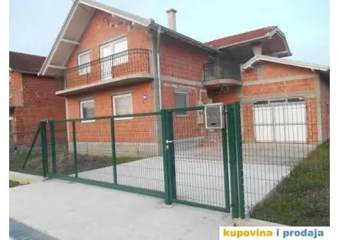 Proizvodnja i montaža ograda i kapija - 3/5