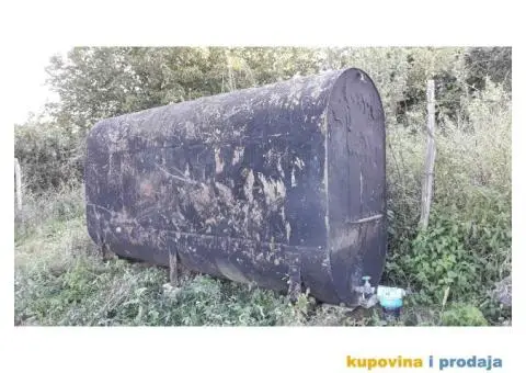 CISTERNA ZA ZALIVANJE I ĐUBRENJE - 2/3