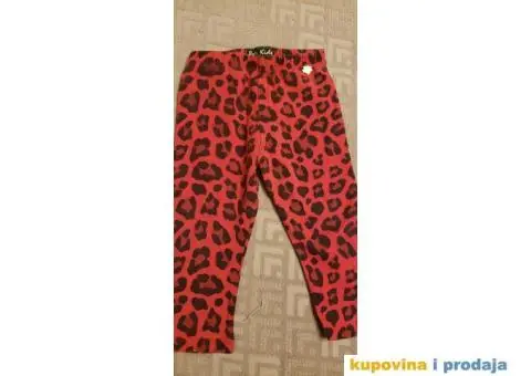 DecIja dobro ocuvana garderoba. - 1/15