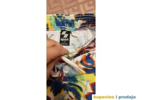 DecIja dobro ocuvana garderoba. - 6/15