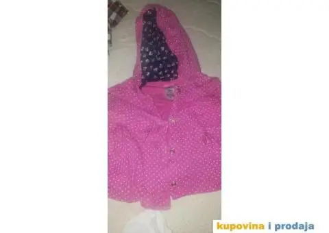 DecIja dobro ocuvana garderoba. - 13/15