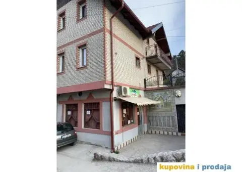 Izdaje se lokal za prodavnicu - 5/5