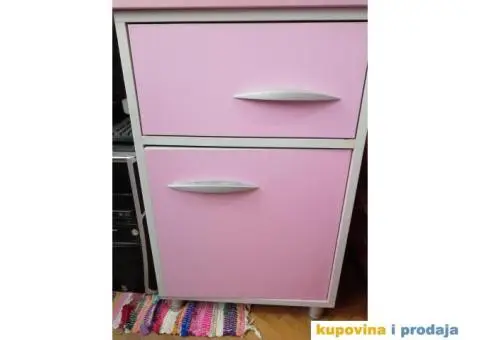 Prodajem deciji radni sto - 2/4