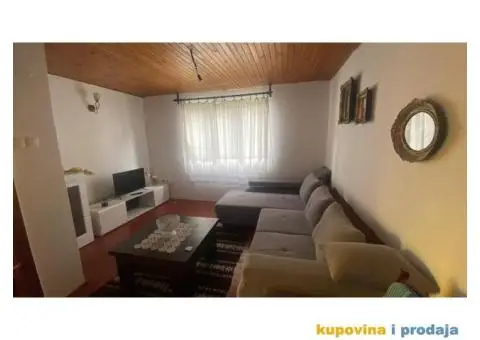 prodajem vikend kuću u Bajinoj Bašti - 5/12