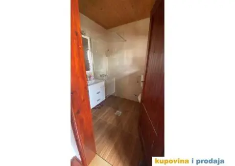 prodajem vikend kuću u Bajinoj Bašti - 6/12