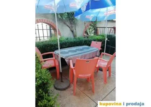 Na prodaju 2 kuće sa 5 zasebnih stanova Zemun - 5/15