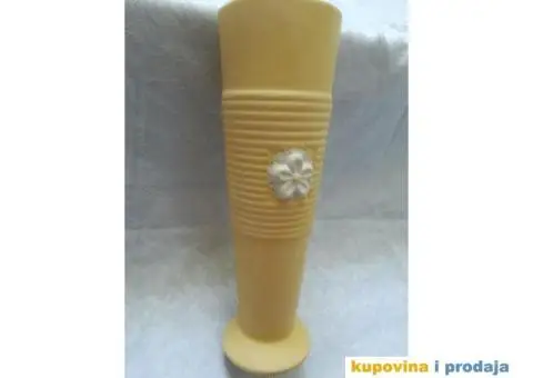 Vaza od gline sa belim cvetom, žuta visoka - 2/11