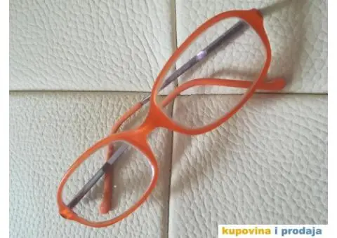 Dva okvira za naočare oba za 400 din - 8/15