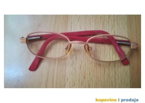 Dva okvira za naočare oba za 400 din - 13/15