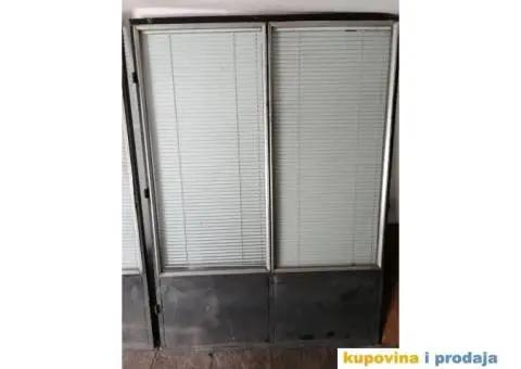 Prodajem garažna vrata sa futerom - 1/3