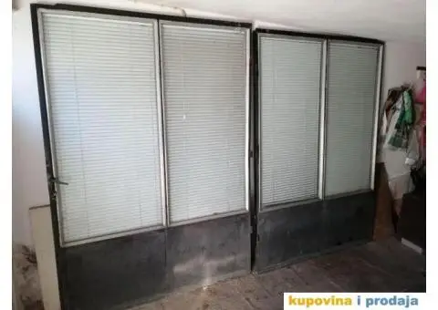 Prodajem garažna vrata sa futerom - 3/3