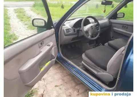 Nissan Micra 1.0 2001 - 4/13