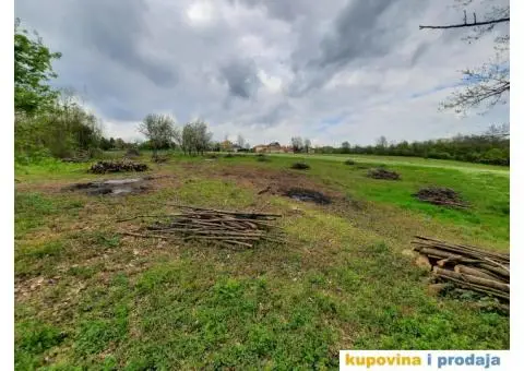 Pradjem plac u Baćevcu - 6/9