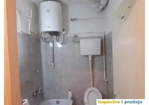 Garsonjera 17m2 , Banovo Brdo(Kraljice Katarine) - 1/4