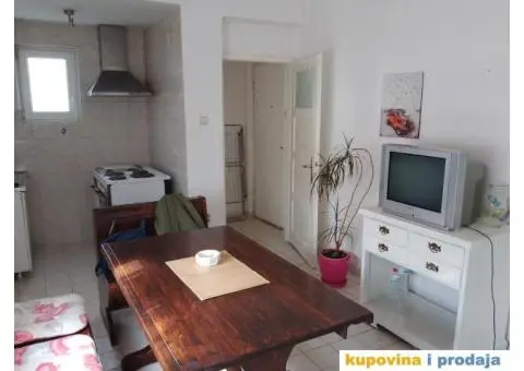 Banovo brdo, stan 74m2  (3.0) sa garsonjerom , vpr/2,  ta,  parking mesto, uknjižen - 4/14