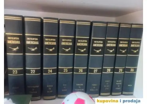 ENCYCLOPEDIA AMERICANA - 4/7