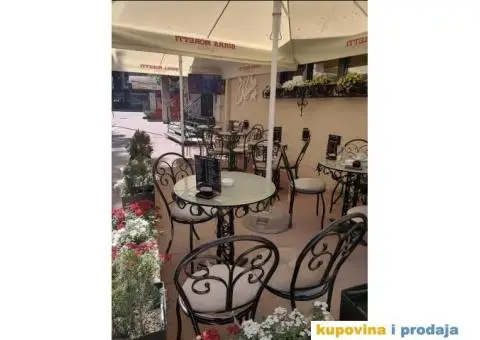 Kompletan razradjen kafic - 8/8