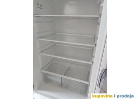 Besprekoran  kombinovani frižider ELIN MXM 2808 - 4/9