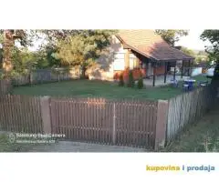 Prodajem dve vikendice u Natalincima - Topola