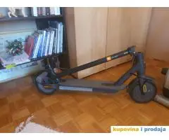 Mi Električni trotinet 1S