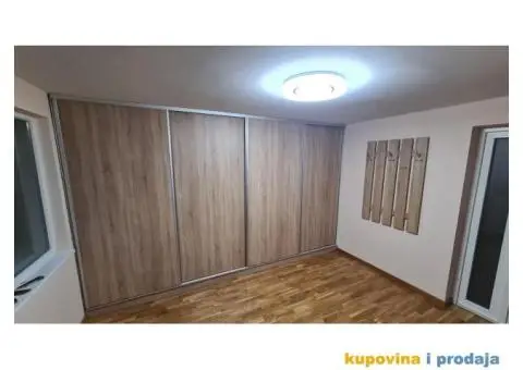 IZRADA PLOČASTOG NAMEŠTAJA PO MERI - 4/11