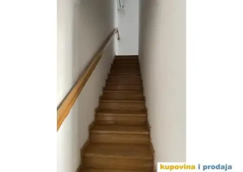 Kuza za izdavanje Zemun - 5/13