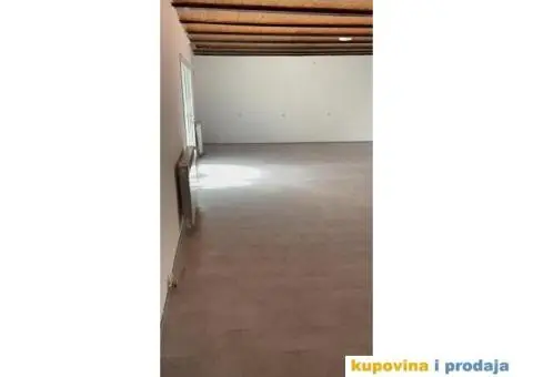 Kuza za izdavanje Zemun - 10/13