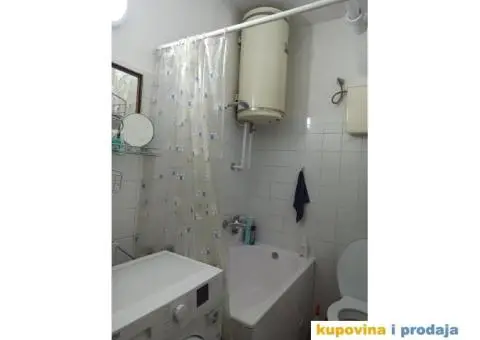 Izdajem stan u Zemunu 43m² - 7/7