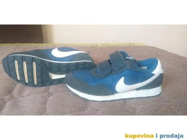 Patike NIKE - 1