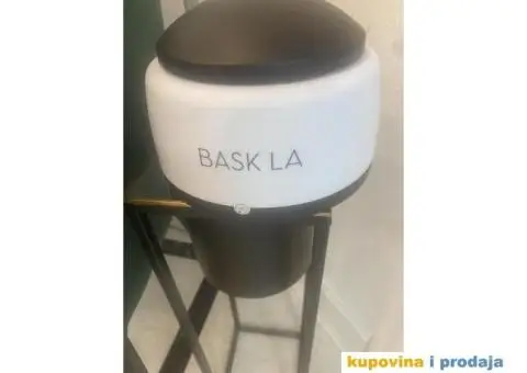 Aparat za skidanje trajnog laka