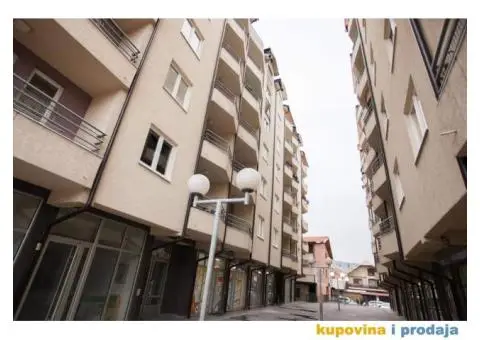 Na prodaju poslovni prostor-lokal - 1/9