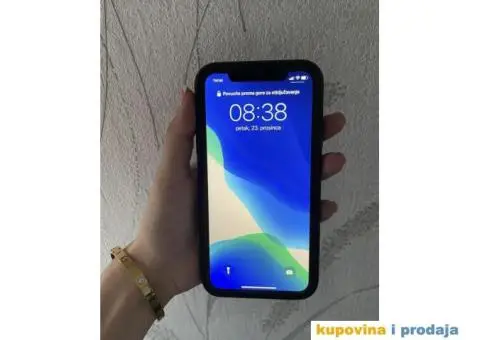 Prodajem iphone 11