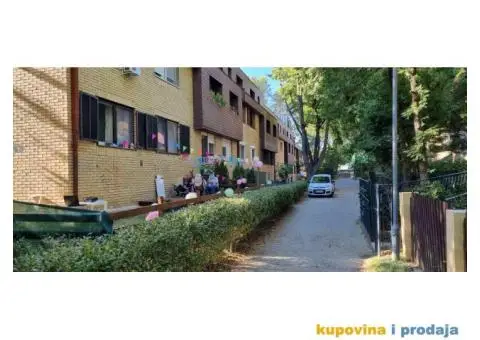 Mirijevske Karingtonke - komforan, porodični stan sa dvorištem - 10/14