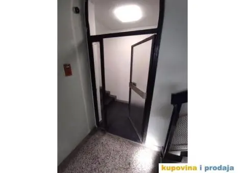 Kancelarijski prostor 70m2 - 14/15