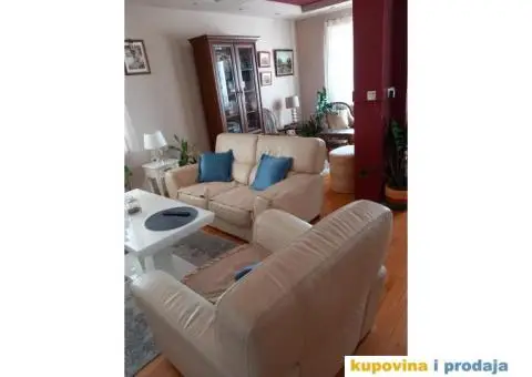 Prodaja višeporodične kuće - 1/6