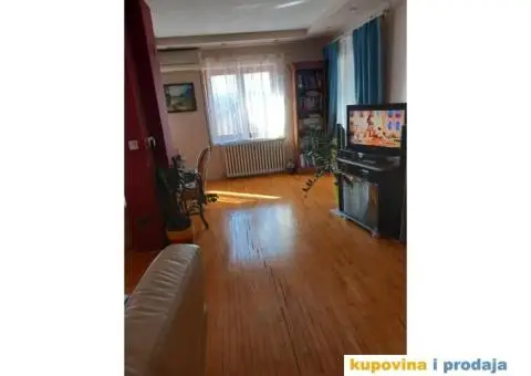 Prodaja višeporodične kuće - 3/6