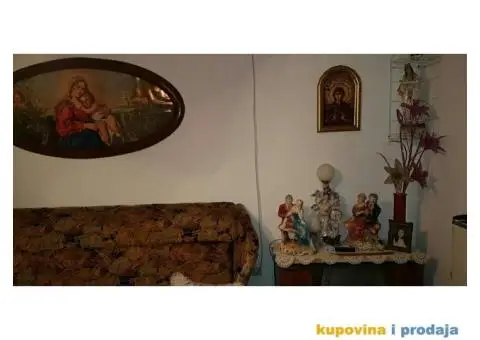 Spratna kuća u centru Novog Sada - 4/11