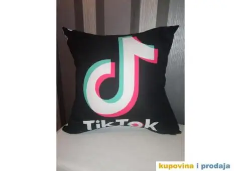 Dekorativni jastucici raznih motiva - 2/14