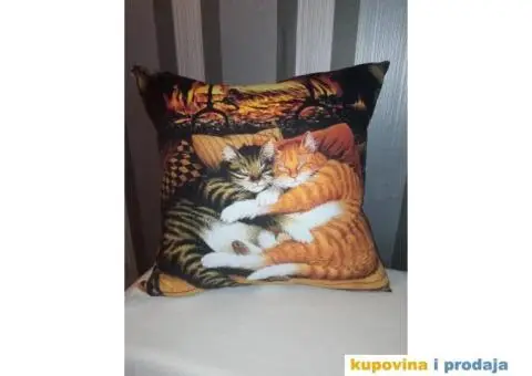 Dekorativni jastucici raznih motiva - 6/14