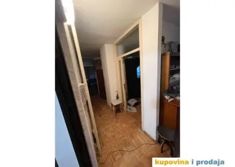 Stan Zemun, prodaja, 52kv - 7/11