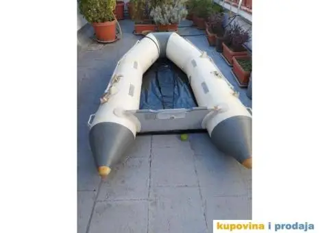 GUMENI ČAMAC - 3/8