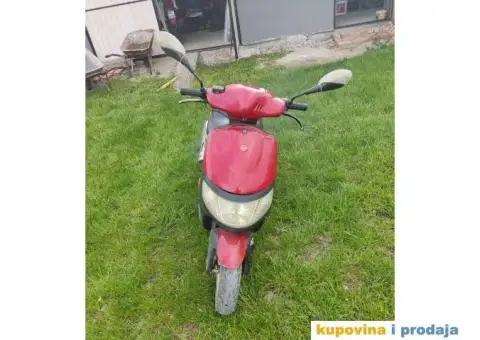 Prodajem skuter - 3/8