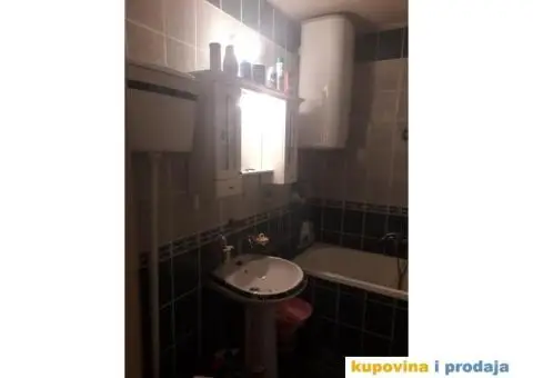 Dvosoban stan u centru Crvenke - 2/13