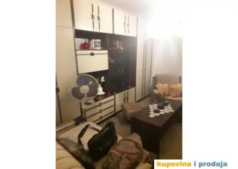 Dvosoban stan u centru Crvenke - 3/13