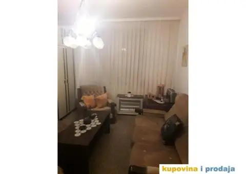 Dvosoban stan u centru Crvenke - 10/13