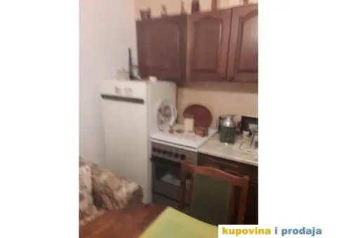 Dvosoban stan u centru Crvenke - 12/13