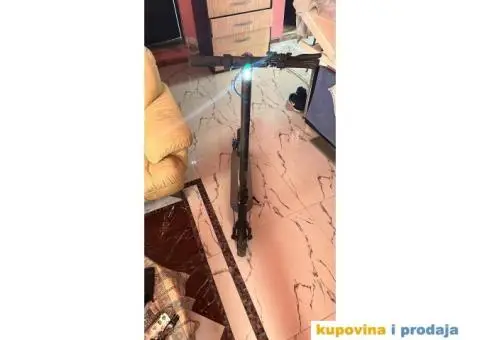 Elektricni trotineti - 1/8