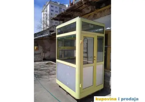 prodajem polovni kiosk cca 1,30x1,40m2